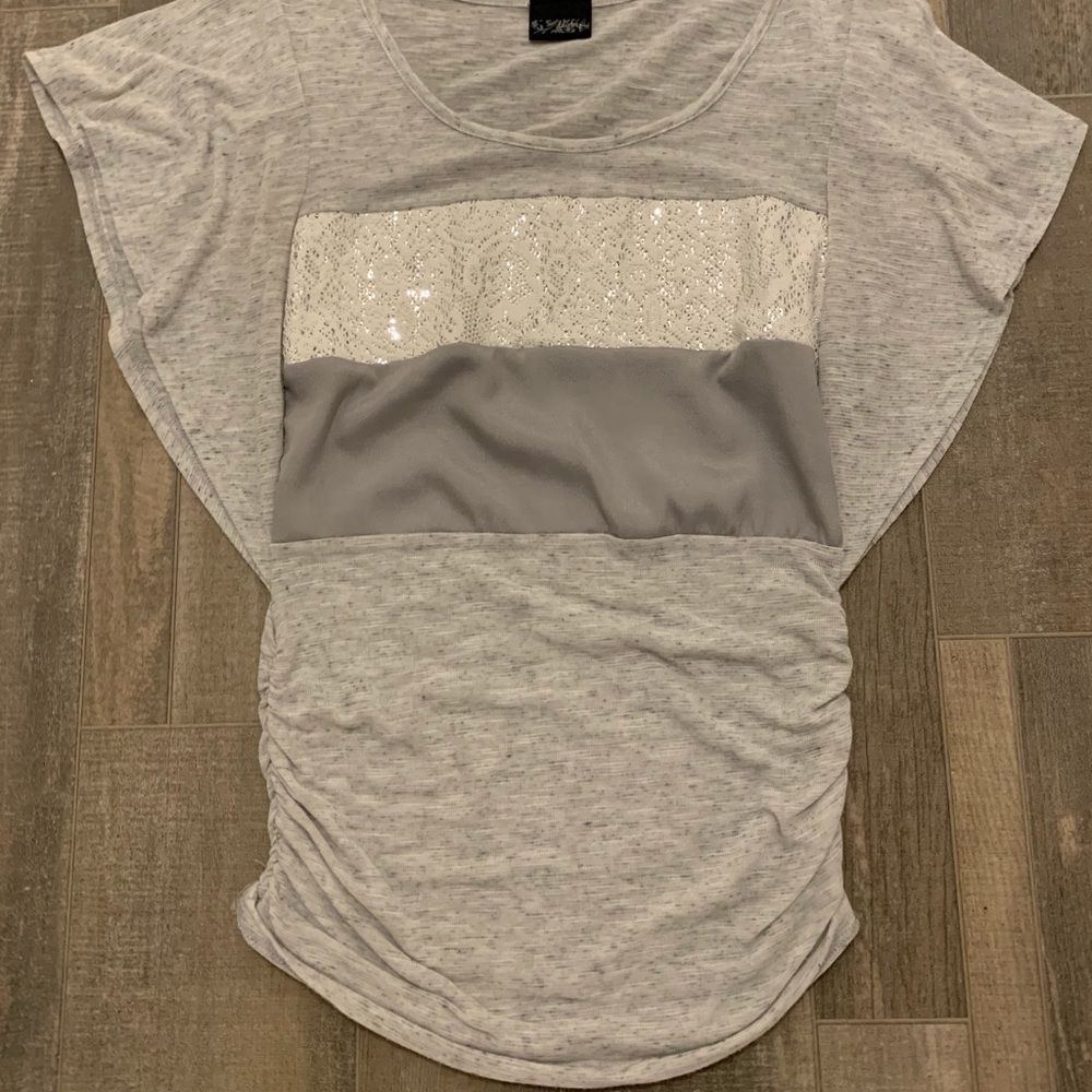 Daytrip butterfly sleeve